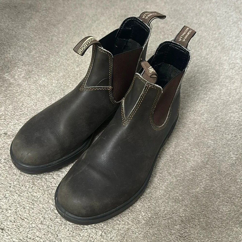 Stout brown Blundstone boots, classic style, Aus size 7, US W 9.5/10 - Picture 1 of 7